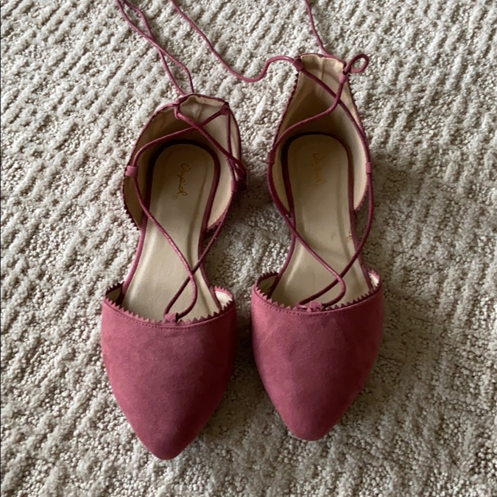 EUC Qupid wrap tie flats